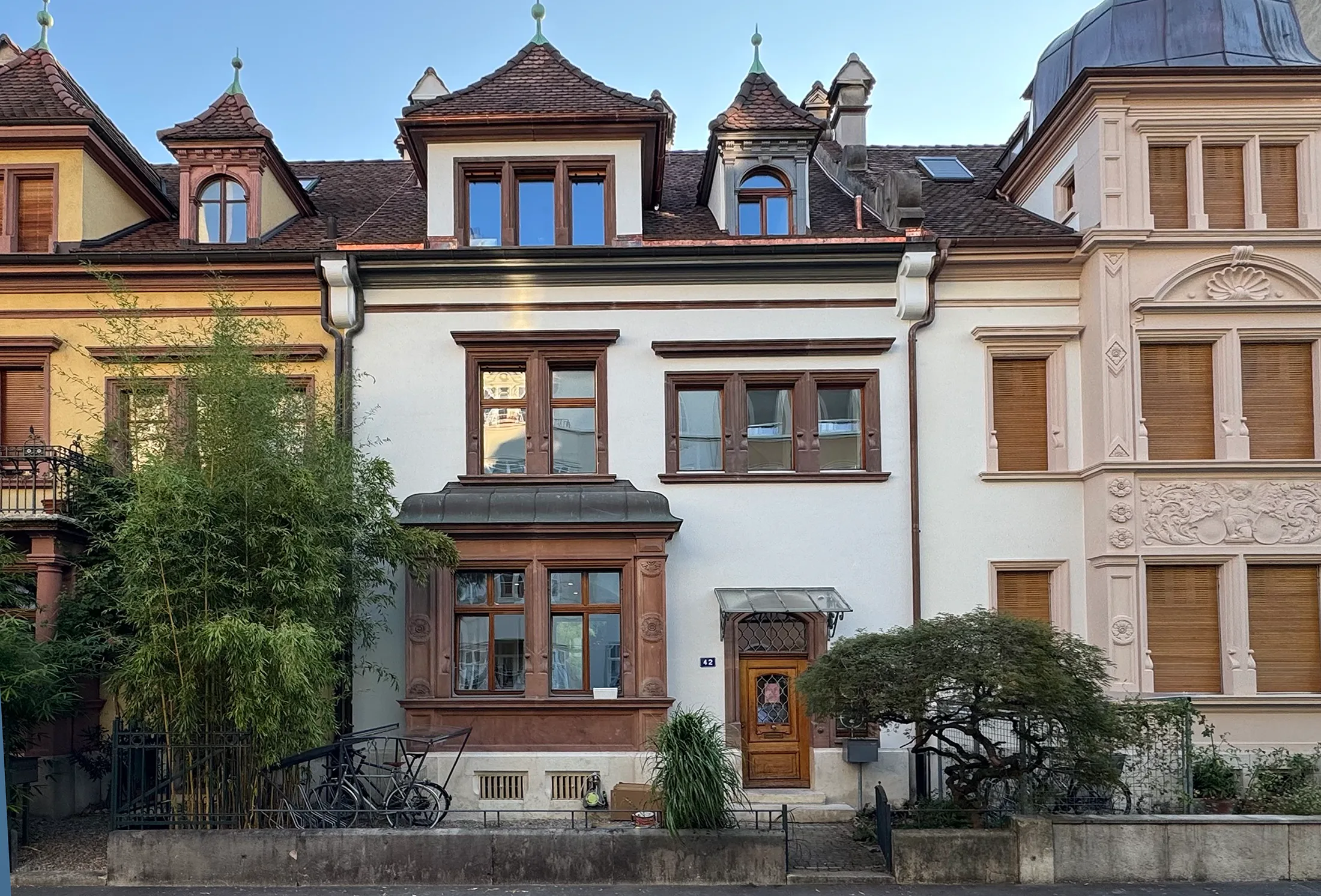 Strassenfassade Sommergasse 2025