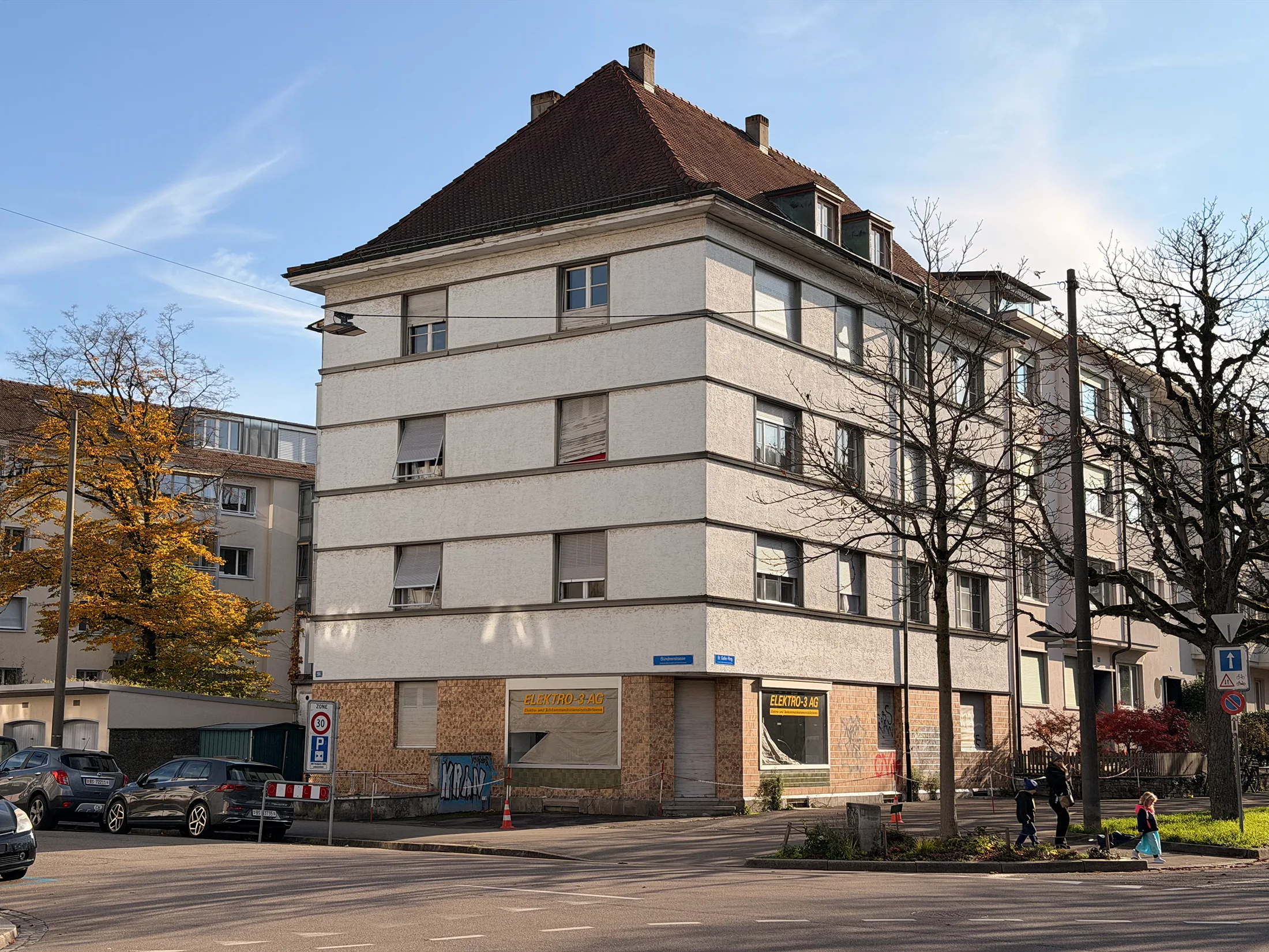 Eckliegenschaft Mehrfamilienhaus 
